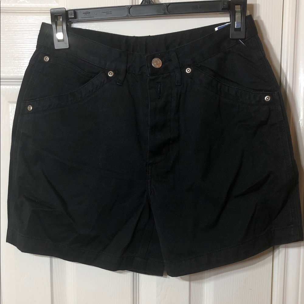 New Classic Women's Black Express Campagnie Shorts size 3/4 100% Cotton